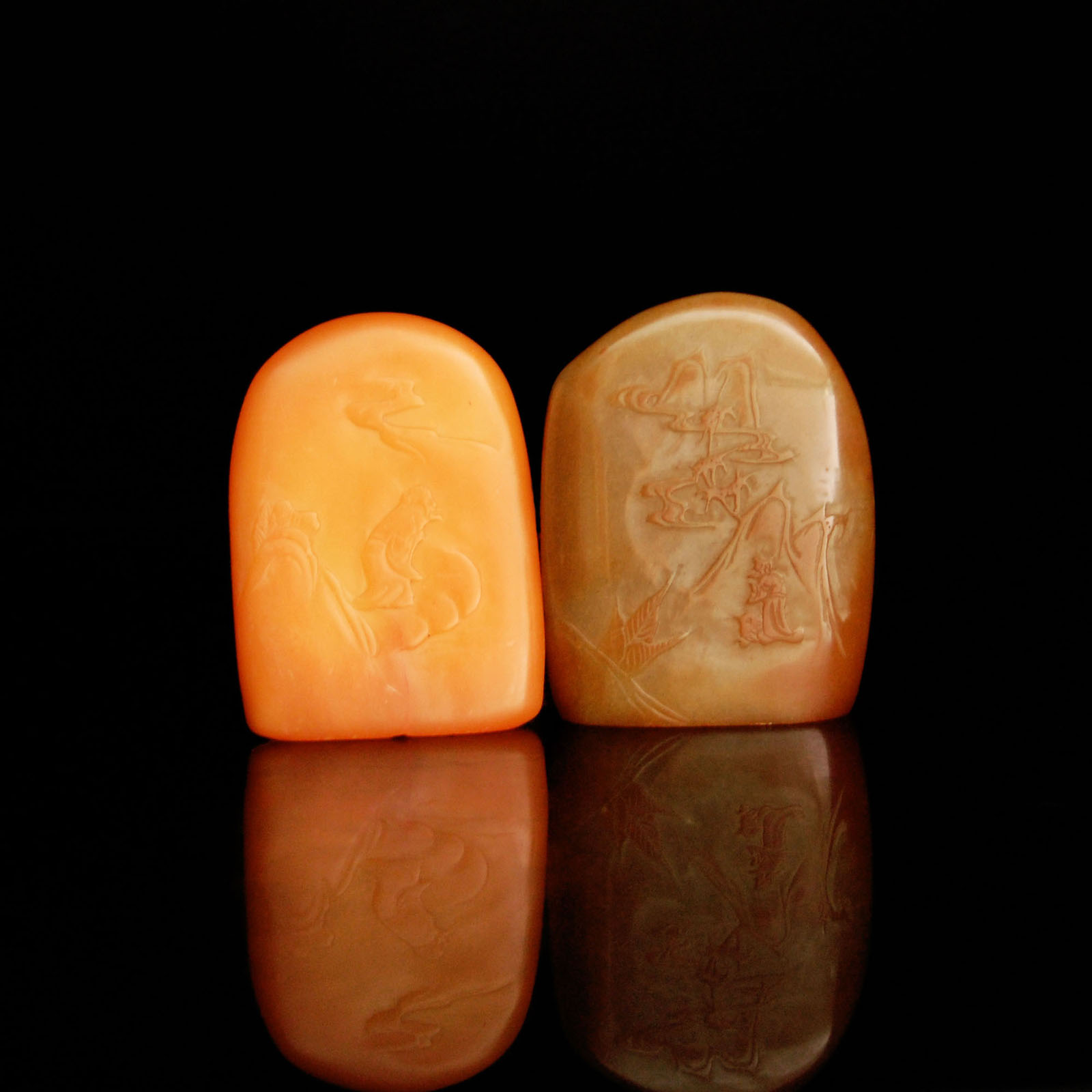 ?????????????  A Group of Two Shoushan Stone Seal Height: 3¾ in. (9.5 cm.) Starting Bid: $250