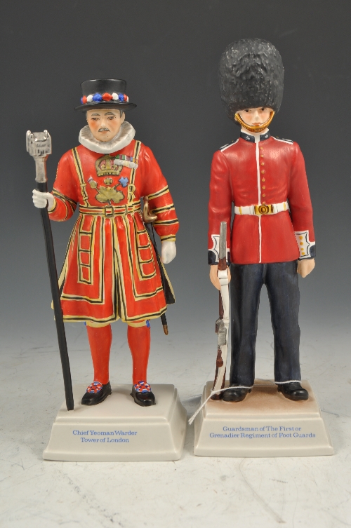 Goebel figure, "Chief Yeoman Warder", Tower of London, 22cms and a similar figure of a Guardsman, (