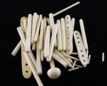 A collection of bone and ivory surgical splints, largest 7in.