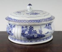 A Chinese export blue and white cylindrical tureen and cover, Qianlong period, painted with river