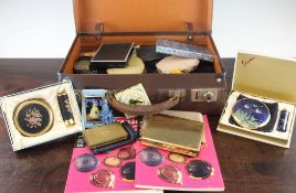 A collection of assorted compacts, including Pygmalion `Sonata Piano`, Stratton, Duo`s and Melissa