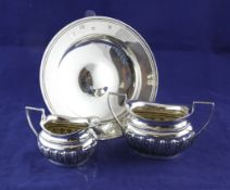 A 1960`s silver armada dish by Harrods Ltd & a cream & sugar, 13 oz. A 1960`s silver armada dish