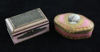 Snuff box and trinket box An early 20th century Sevres style porcelain lozenge shape snuff box, with