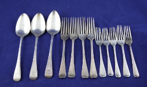 Twelve items of 19th century silver flatware, various patterns, dates and makers, 20.5 oz.