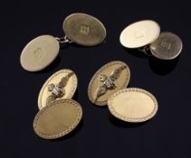 A pair of George V 18ct gold oval cufflinks & a pair of later 9ct gold cufflinks with RAF appliqués,