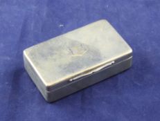 A Victorian silver rectangular snuff box, with engine turned decoration and serpentine thumbpiece,