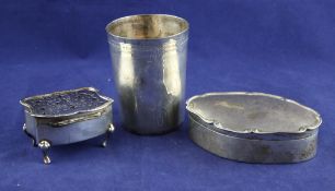 An Edwardian silver pot pourri box, of shaped rectangular form, Charles S. Green & Co, Birmingham,