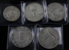Five Republic of China silver coins: a Yuan Shih-kai (1 dollar 1914), VF/EF, a Hunan Province one