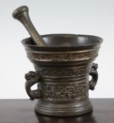 An early 17th century Dutch bronze mortar, inscribed "LOEFT GODT VAN AL" and dated Anno 1609,