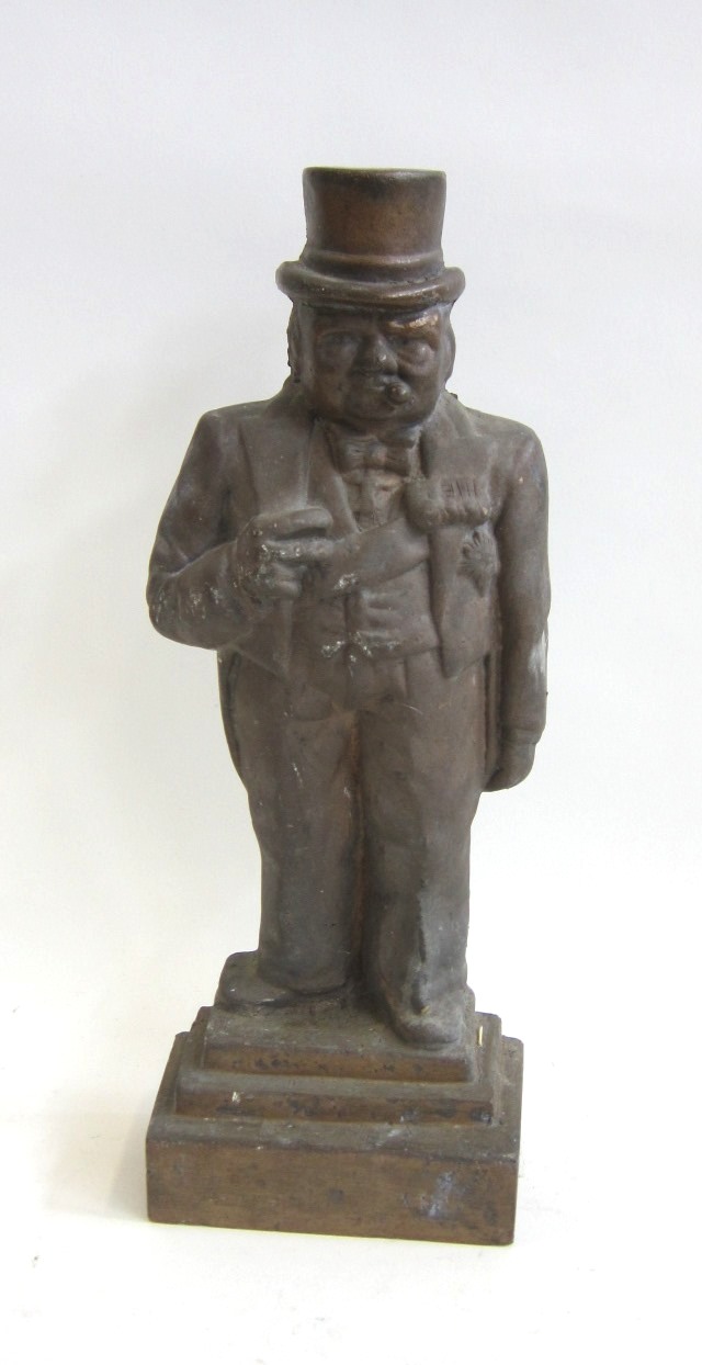 Novelty cast Doorstop modelled as Winston Churchill. 37 cms