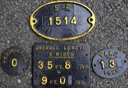 Southern Railway Coach Plate SR 1514 together with its matching Tare Plate, Restriction Plate and