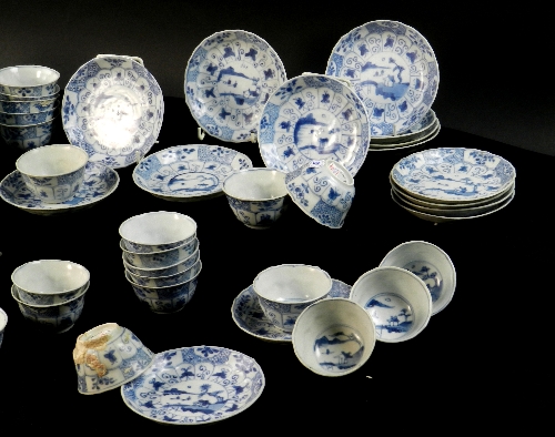 Ca Mau: Thirty landscape panel and trellis pattern tea bowls and saucers, circa 1725, painted in