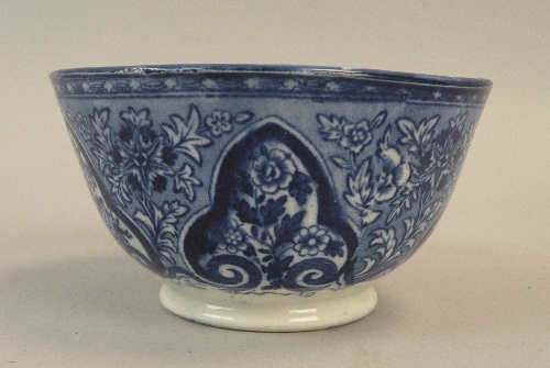 A small 'Persian Lion' pattern blue and white bowl, possibly John Carr & Co., North Shields, circa