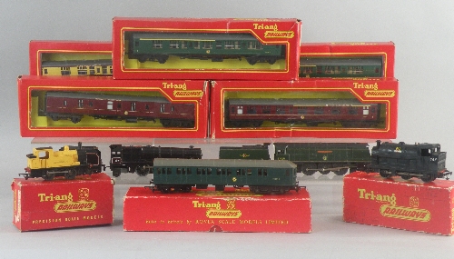 A quantity of Hornby and Triang model railway items, locomotives include a Hornby two rail Bristol