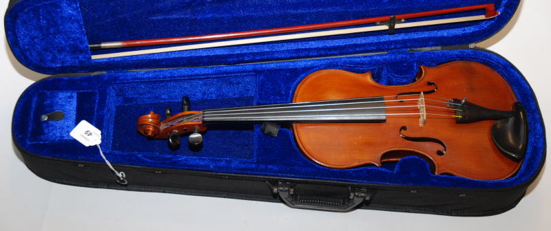 STUDENT VIOLIN IN CASE WITH BOW, LOB 37 1/2 CM