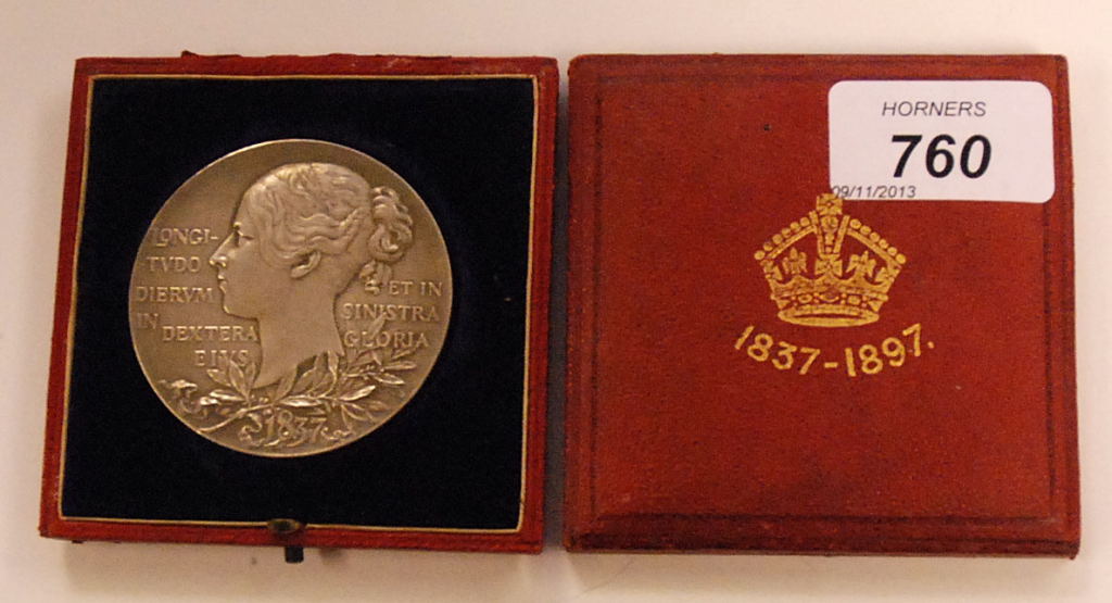 GB COINS: 1897 DIAMOND JUBILEE SILVER MEDAL IN BOX (LID DETACHED), 55MM (1)