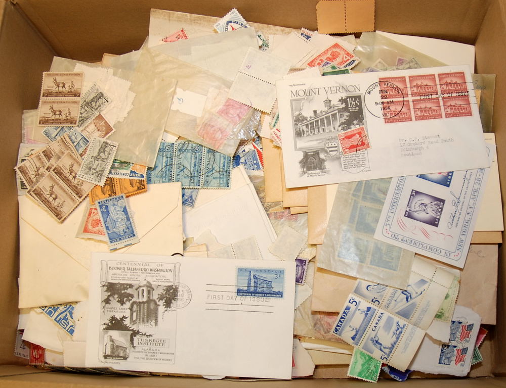 U.S.A.: MIXED LOT IN TWO ALBUMS , ON LEAVES AND LOOSE, SOME COVERS, MUCH 1930 TO 1950 PERIOD. (