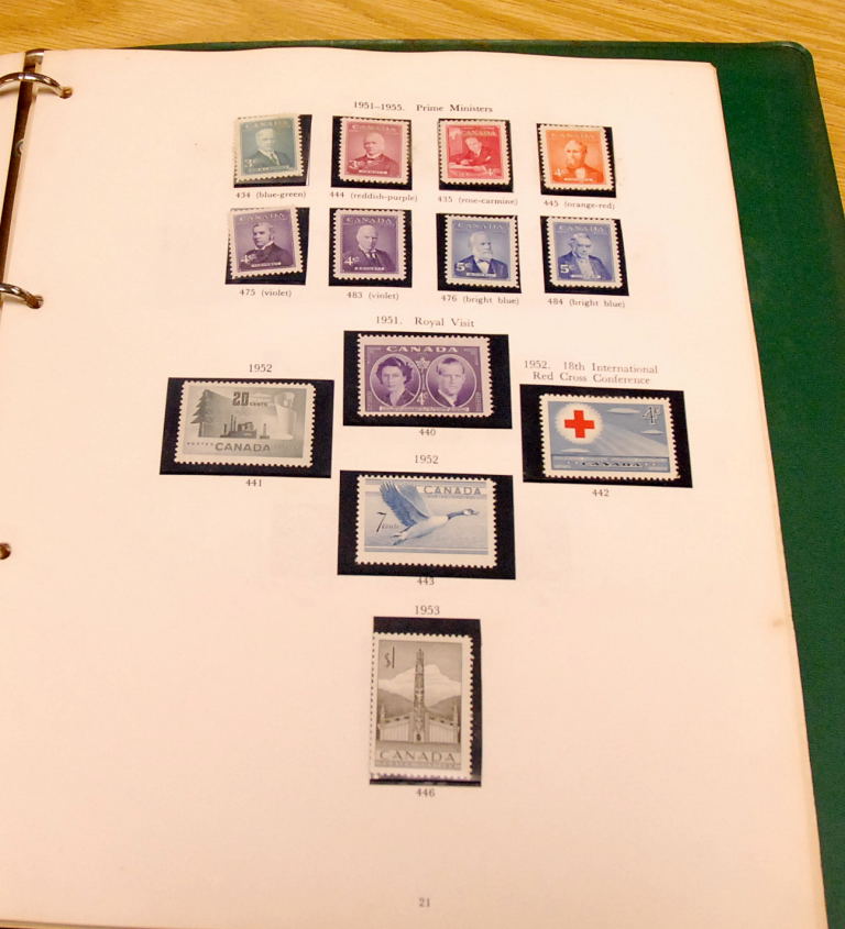 COLLECTION IN THREE BINDERS, CANADA, 1939-70 MINT, RHODESIA, ETC. (SEV. 100`S)
