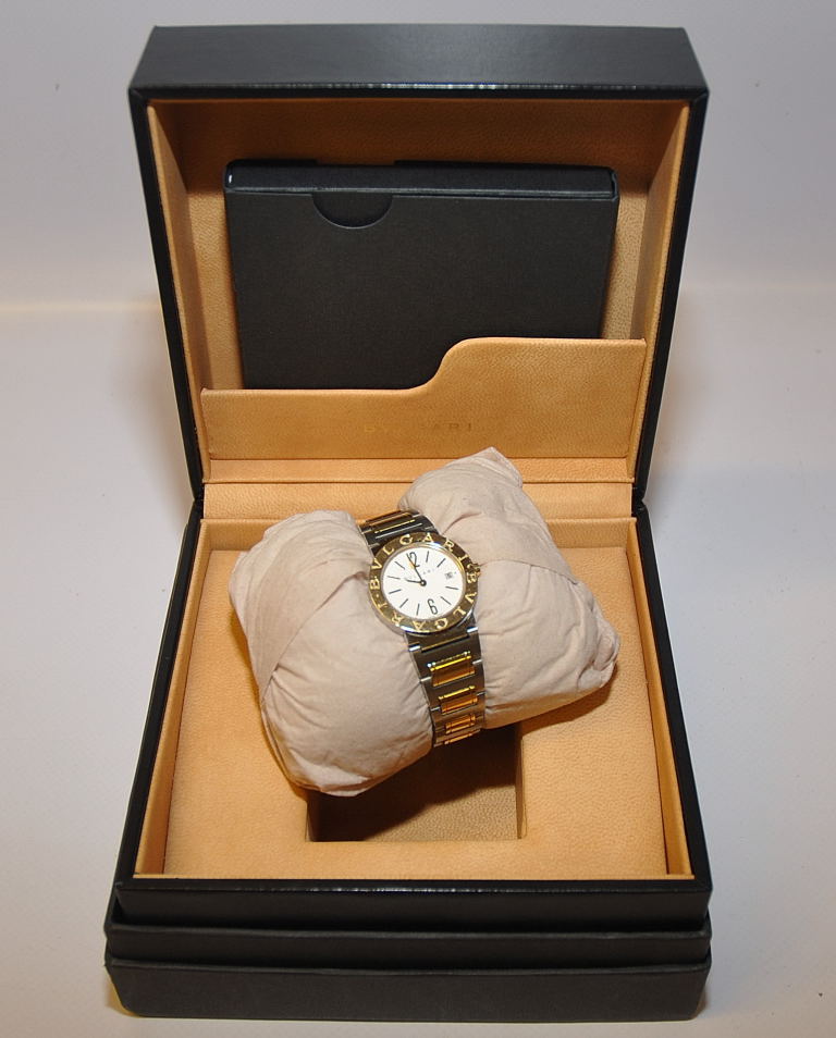 BVLGARI BB26 LADIES BI-METAL WATCH. BVLGARI LOGO ON IVORY CHECKERBOARD FACE (NEW MODEL) 28MM FACE