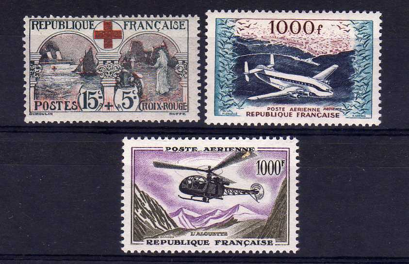 FRANCE: EXTENSIVE MAINLY MINT COLLECTION IN SIX DAVO HINGELESS ALBUMS AND TWO STOCKBOOKS, EARLIES