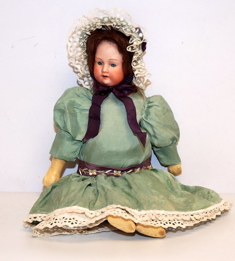 ARMAND MARSEILLE BISQUE HEAD DOLL (APPROX 14")