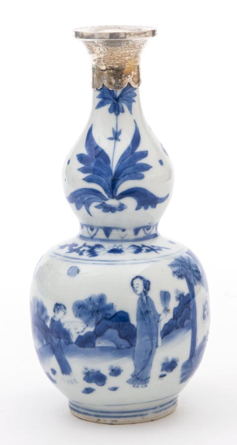 A Blue and White Double gourd Vase, Ming Dynasty, Chongzhen Period(1628-1644) Height 20.5cm