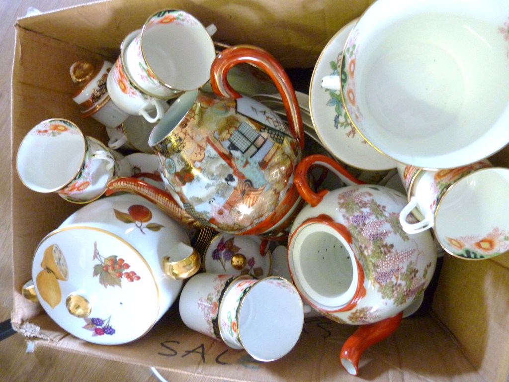 A Collection of Ceramics, to include a Japanese Porcelain Tea Service and other items