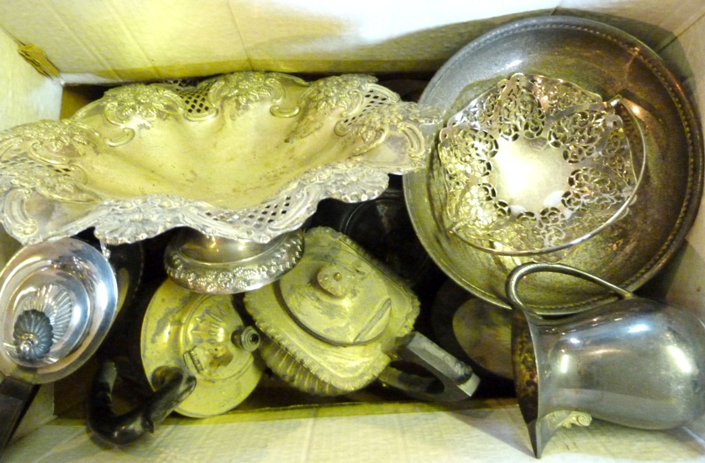 A Collection of Silver Plated Items, to include coffee pots, tea pots and other items