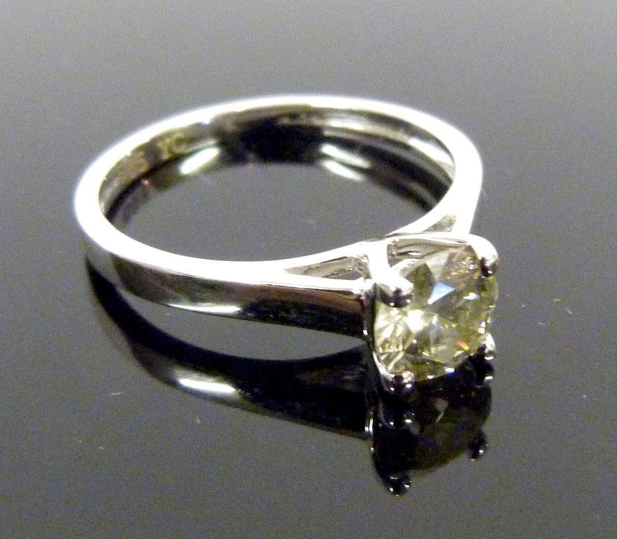 A 14ct.White Gold Solitaire Diamond Ring, approximately 0.73ct.