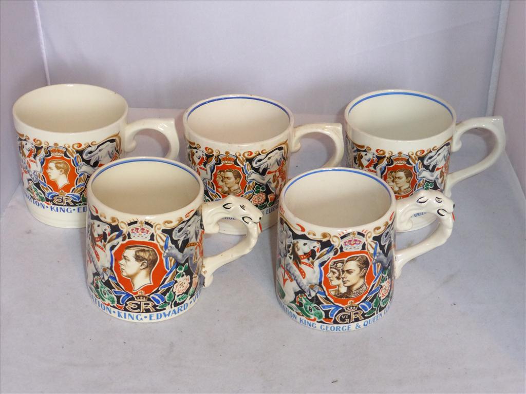 A COLLECTION OF 5 LAURA KNIGHT COMMEMORATIVE MUGSPostage Cost (basic) : £30