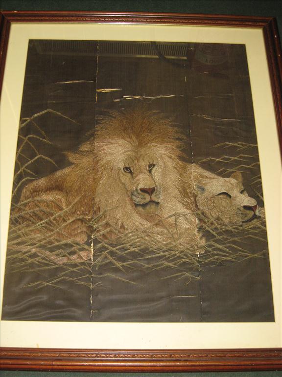 FINE QUALITY ORIENTAL SILK EMBROIDERY, POSSIBLY ONCE PART OF A SCREEN, DEPICTING LION AND LIONESS,