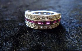 18ct gold ruby/sapphire & diamond chip ring - approx size L 1/2