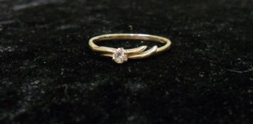 9ct gold approx 0.04 ct diamond ring - size approx N