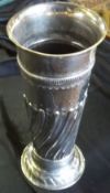 Silver vase Lon 1895 - approx wt 12 oz