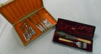 Case set of 6 S P knives and forks and a cased S P and bone handled fish servers