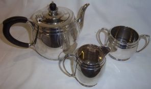 Silver teapot, sugar bowl & milk jug - wt approx 33 oz - Sheff 1937/8