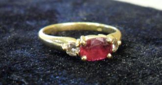 18ct gold ruby & diamond ring - size approx M