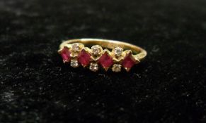 18ct gold ruby & diamond ring - size approx L