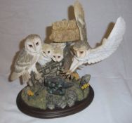 Country Artists figure of pr of Owls with 2 owlets