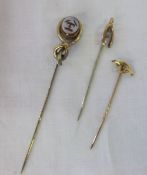 3 9ct gold stick pins