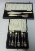 Cased set of six silver tea spoons & cased S P fish servers