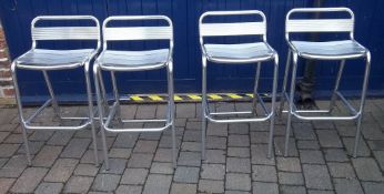 4 Aluminium bar stools