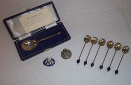 6 Silver coffee spoons Sheff 1910, silver hockey medal, silver Grimsby hospital badge & cased silver
