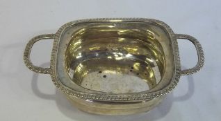 Silver salt cellar approx wt 2.9 oz