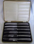 Cased set of 6 silver handled butter knives Sheff 1939