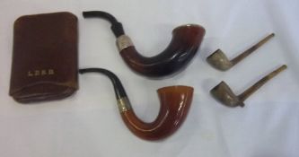 2 Edwardian pipes (one with silver embellishment), 2 old clay pipes & leather cigar case