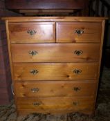 Pine chest of drawers