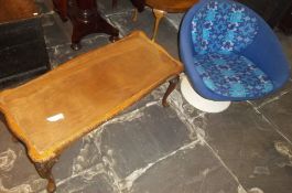 Coffee table with glass top & 1960/70's swivel tub chair (shipping only)