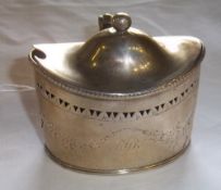 Silver mustard pot with liner Lon 1746 approx wt (without liner) 3.2 oz