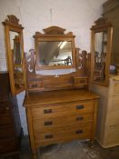 Vict. satinwood dressing table